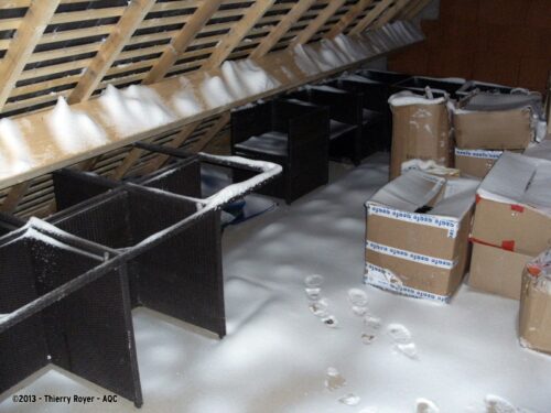 Désordre bâtiment : Absence d'écran de sous-toiture - Concours photo AQC 2013 - Thierry Royer