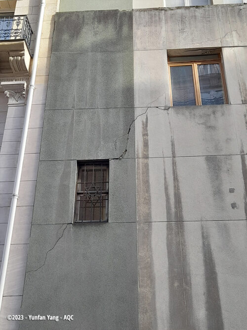 Désordre bâtiment : Fissuration en façade - Concours photo AQC 2023 - Yunfan Yang