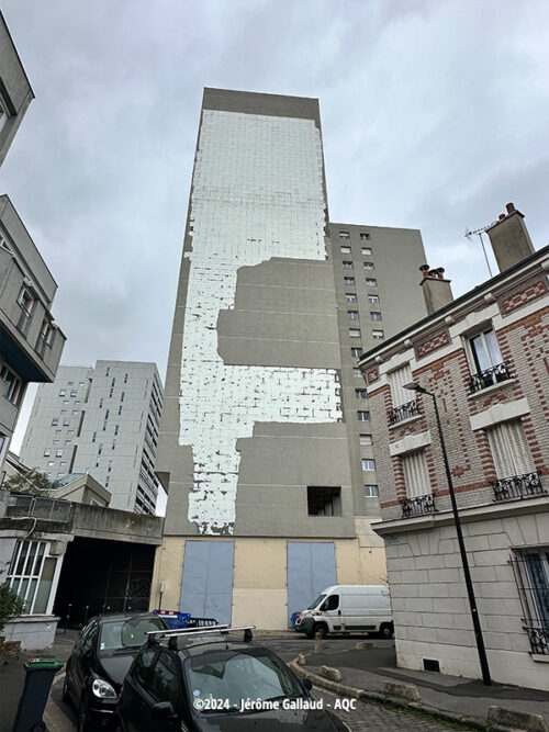 Désordre bâtiment : Décollement d'une ITE en façade - Concours Photo AQC 2024 - Jérôme Gallaud