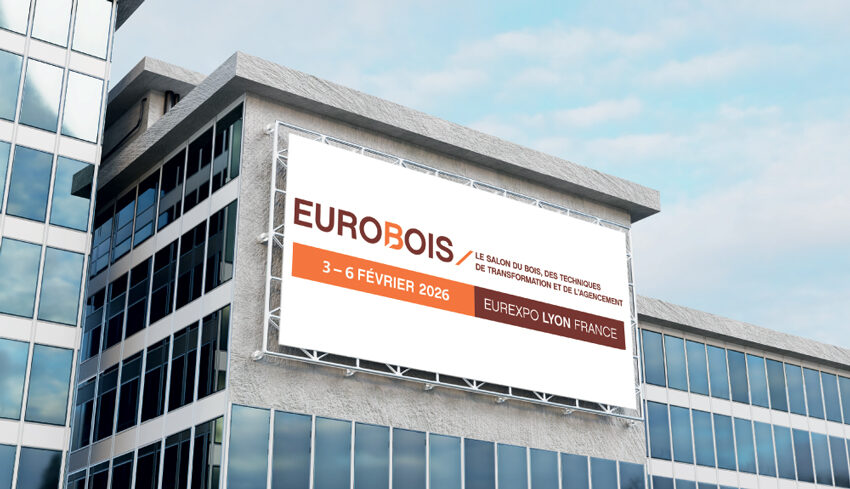 Logo d'Eurobois 2026, le salon du bois, des techniques de transformation et de l'agencement, sur un panneau publicitaire urbain